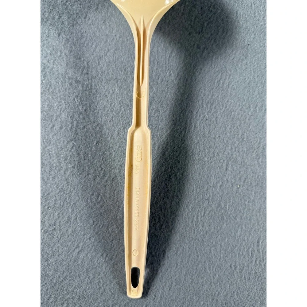 Vintage EKCO USA Nylon Soup Ladle Cream Kitchen Utensil 70s‎ Dishwasher Safe